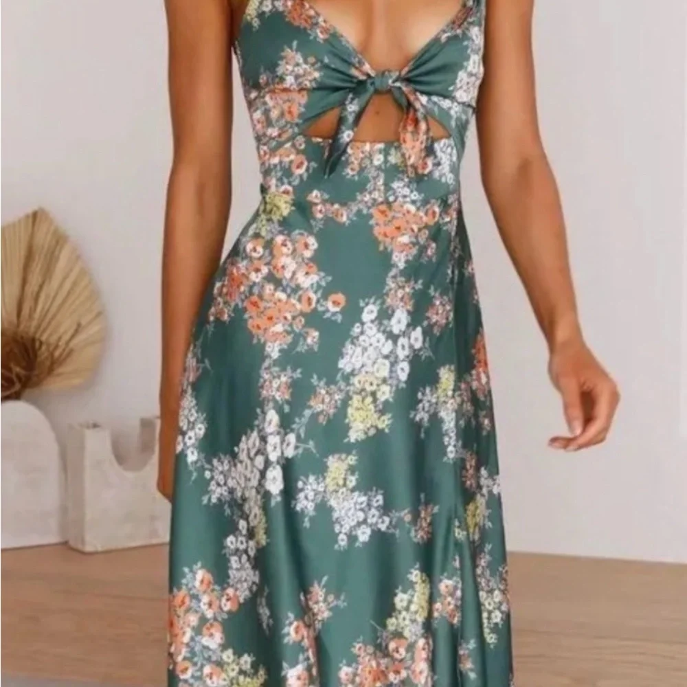 Billy J- Floral Green Midi Dress, 12 - Picture 2 of 4